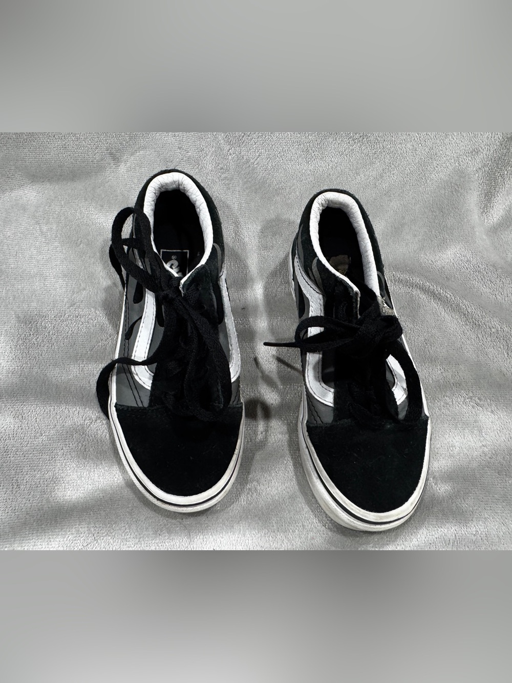 Vans  Grunge Sk Kids Classic Black Low-Top Skate Sneakers - Vans Style size 12.5
